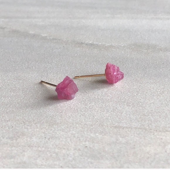 Raw Fuchsia Tourmaline Crystal Stud Earrings - Picture 4 of 10